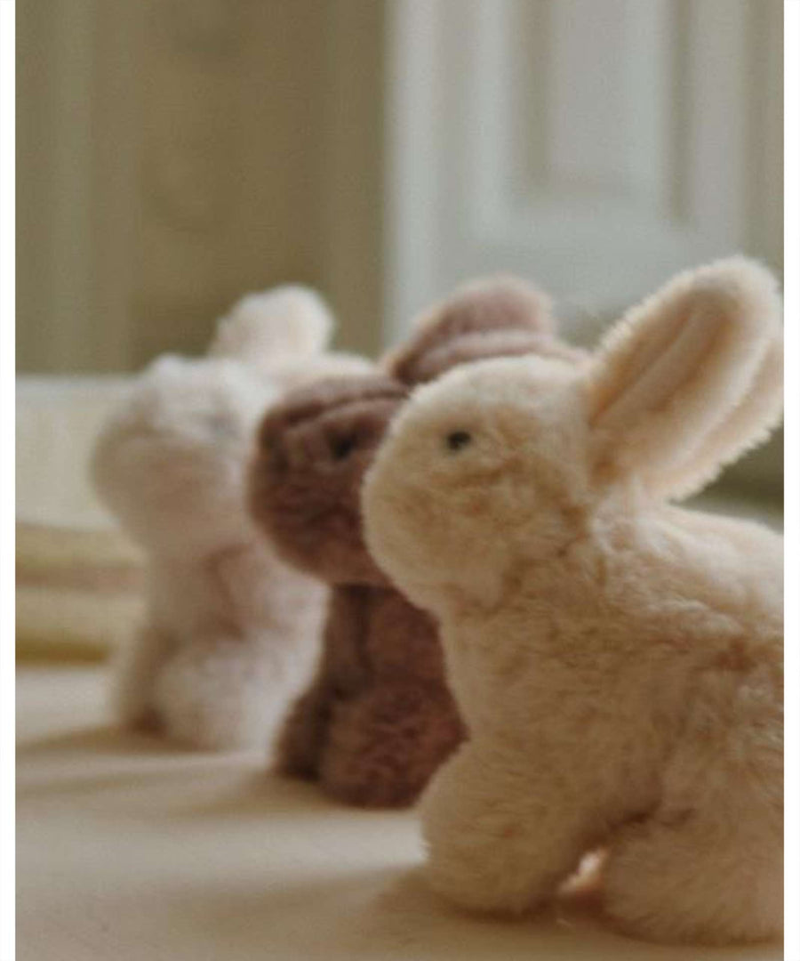 Konges Sløjd • Plütschtiere Häschen im Korb Bunny Love