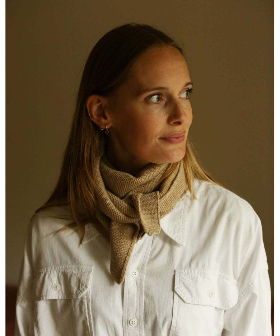 hvid • Dreieckstuch / Scarf Josephina sand