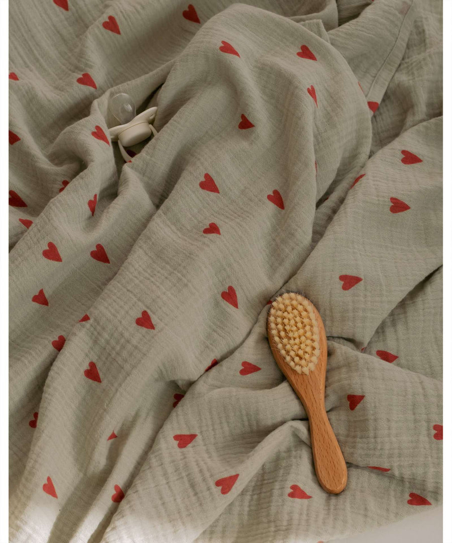 Studio Noos • Nuschi / Musselin Tuch 70x70cm Sage Green Hearts Swaddle
