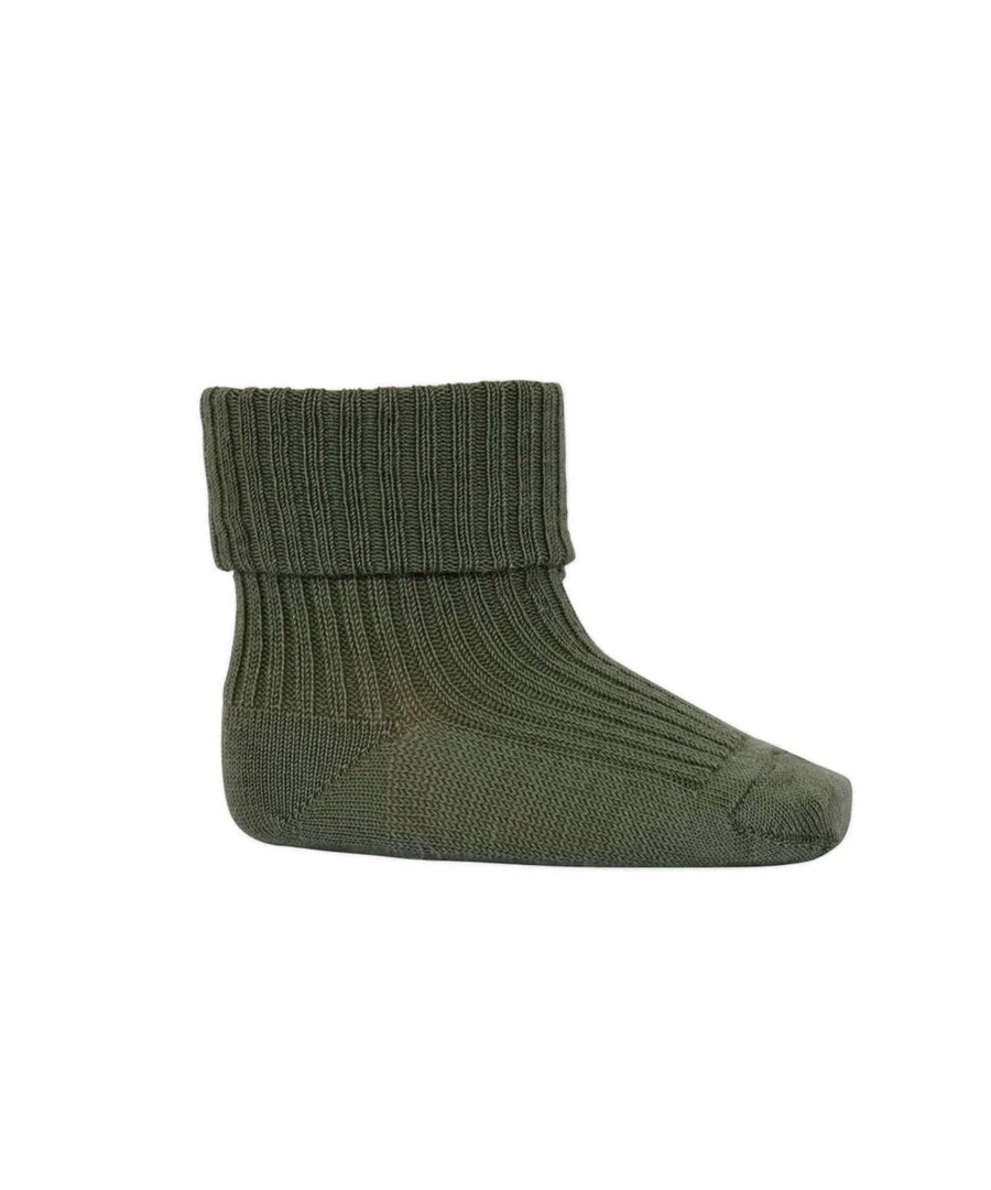 mp Denmark • Socken Wolle Rib olivine