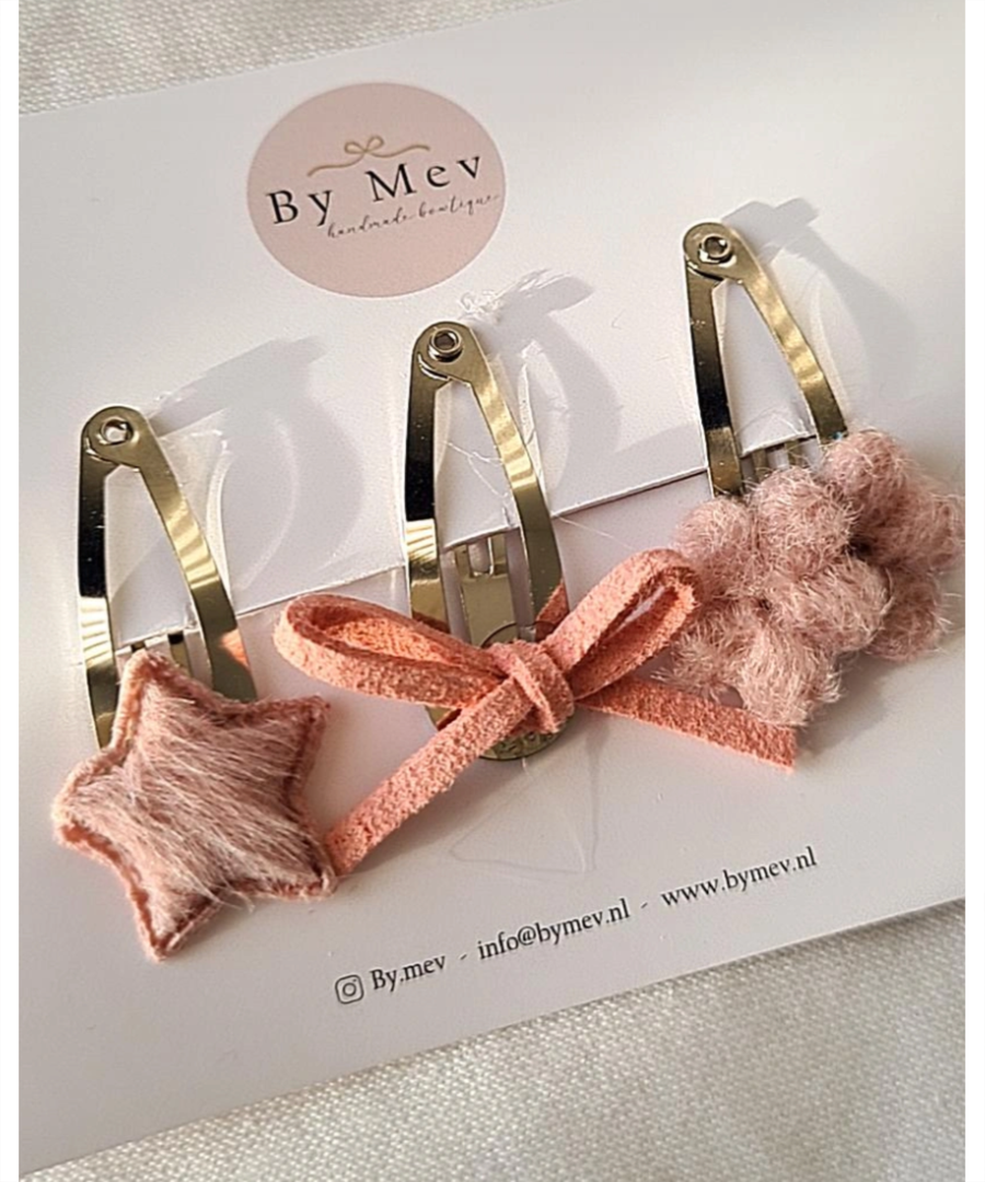 By Mev Bowtique • Mini Spängeli Wollclips rosa