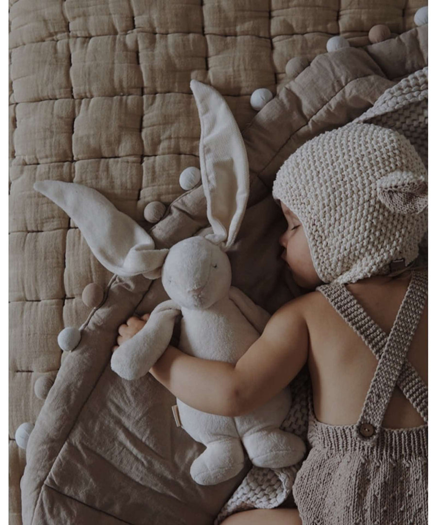 Moonie • The Humming Bunny cream