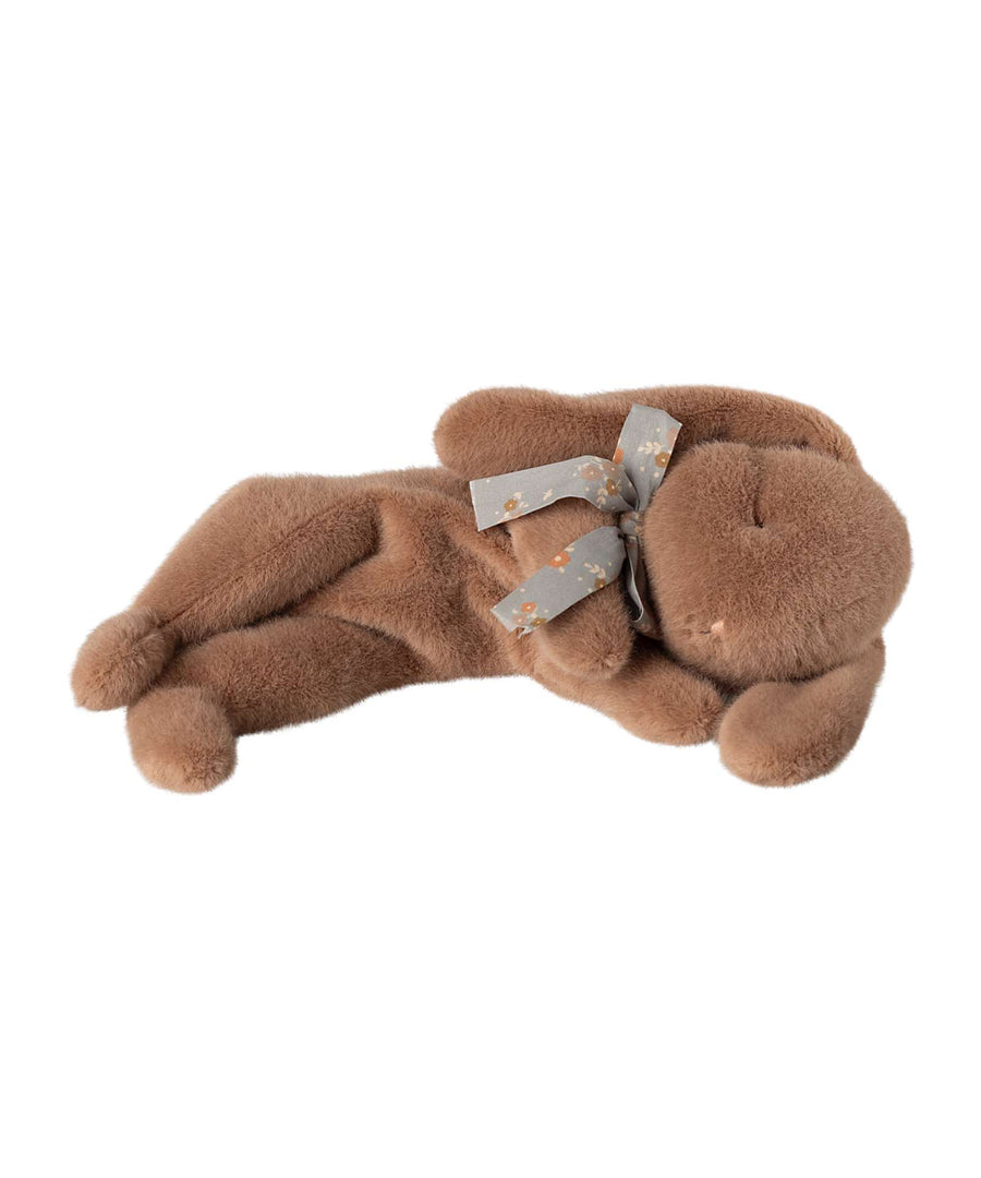 Maileg • Schlafender Plüsch Hase klein soft brown