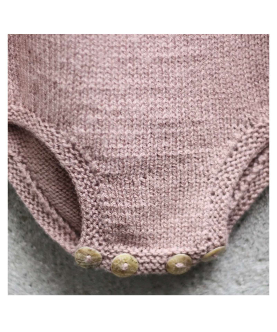 Knitting for Olive • Strickmuster Ruffle Romper